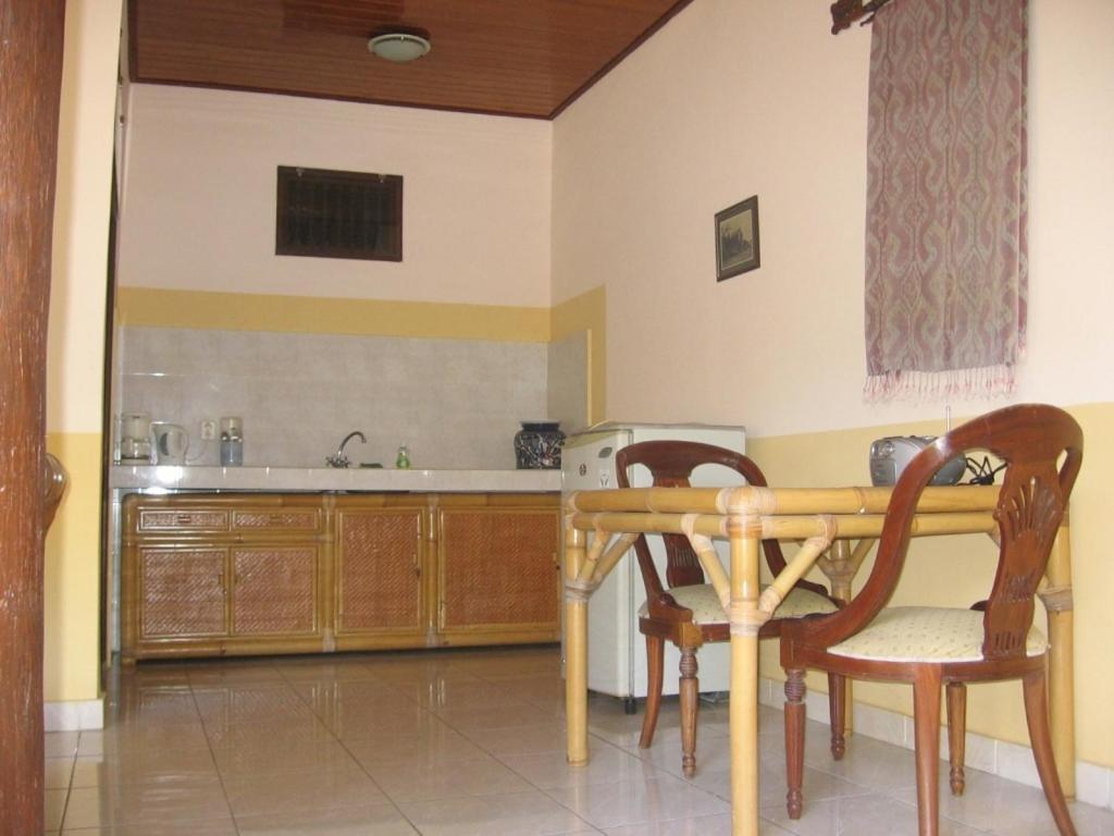 Отель Ombak Putih Bungalows Нуса-Дуа Номер фото
